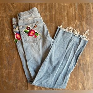 FREE PEOPLE embroidered jeans. About size 26